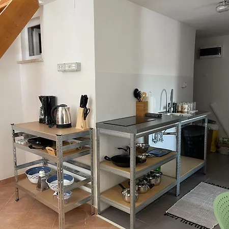 Kanegra Apartman *